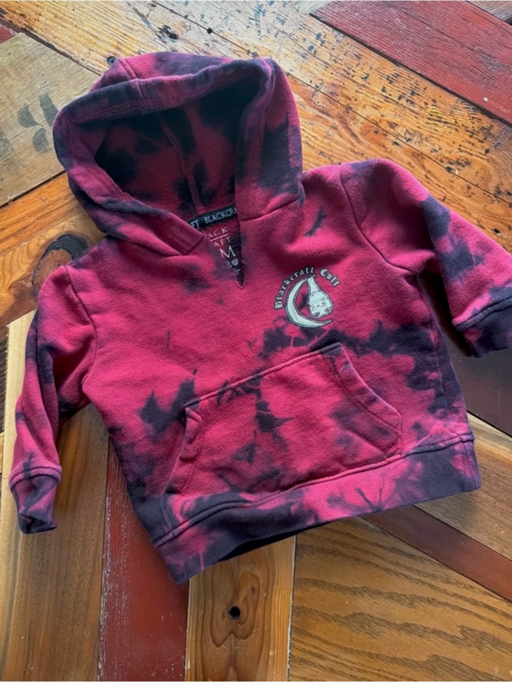 READ Blackcraft Cult baby hoodie red tie dye bats 12 months